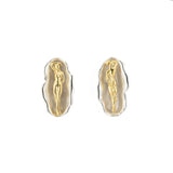 Paola Vilas Brinco Venus uma joia em formato de concha no seu interior um corpo feminino em prata 925 com banho de ouro 18k. Joias femininas.