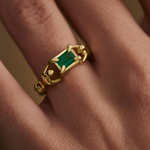 PAOLA-VILAS-OURO-18K-ALIANÇAS-ANEIS-CASAMENTO-NOIVADO-ESMERALDA