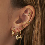 Brinco Argola Petit Genet + Cora Ouro 18k