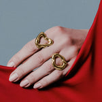 PAOLA-VILAS-ANEL-CORPO-JOIAS-ESCULTURAS-LINA-BO-BARDI-PRATA-COM-BANH-DE-OURO