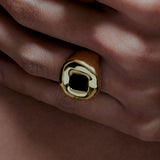 PAOLA-VILAS-ANEL-JOIAS-ESCULTURA-VESTIVEL-OURO-18K-PRATA-925