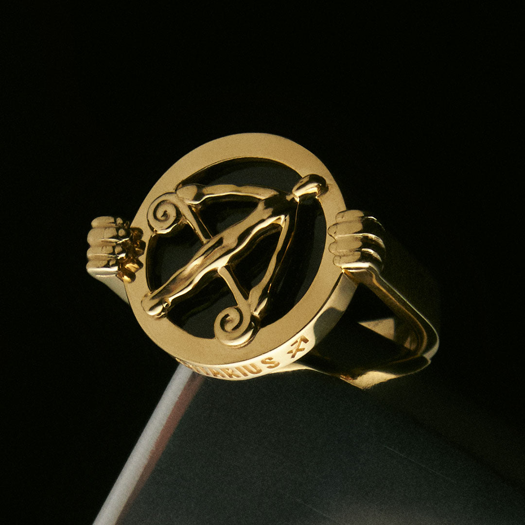 PAOLA-VILAS-ANEL-ZODIACO-PRATA-BANHO-OURO-18K-SAGITARIO