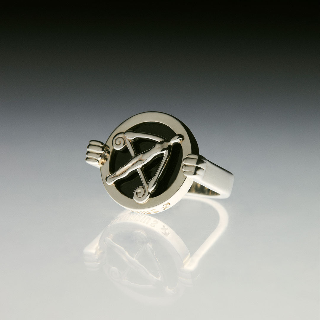 PAOLA-VILAS-ANEL-ZODIACO-PRATA-BANHO-OURO-18K-SAGITARIO