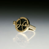 PAOLA-VILAS-ANEL-ZODIACO-PRATA-BANHO-OURO-18K
