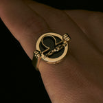 PAOLA-VILAS-ANEL-ZODIACO-PRATA-LIBRA-CORPOS-JOIAS-FEMININAS-PRATA-BANHO-18K-