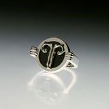 PAOLA-VILAS-ANEL-ZODIACO-PRATA-OURO