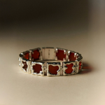 PAOLA-VILAS-BRACELETE-PRATA-JOIAS-FEMININAS-CORPOS-LINA-BO-BARDI-PEDRA-VERMELHA-ARTE-ESCULTURA-JANELAS-PRATA-925