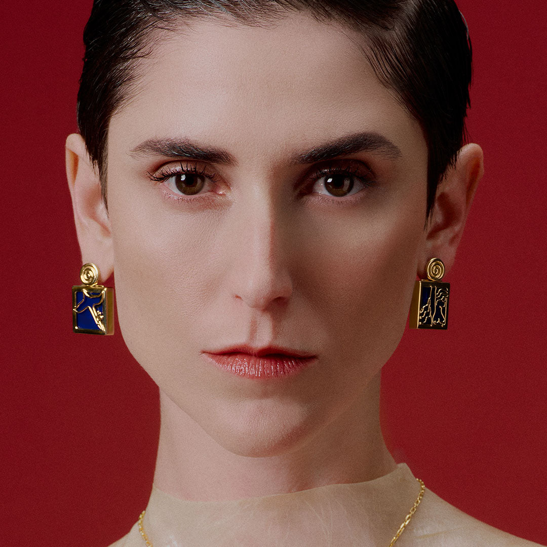 PAOLA-VILAS-BRINCO-PEDRA-AZUL-PRATA-BANHO-OURO-18K-LINA-BO-BARDI-ARTE-ARQUITETURA-SAO-PAULO-JOIAS-FEMININAS