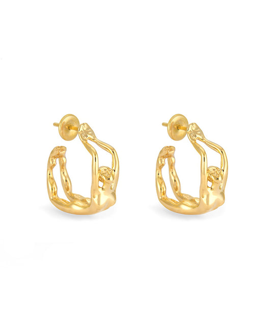 Paola Vilas Brinco Louise uma joia escultural de corpo feminino em prata 925 ou prata com banho de ouro 18k, uma de nossas joias icônicas. Joias femininas. 