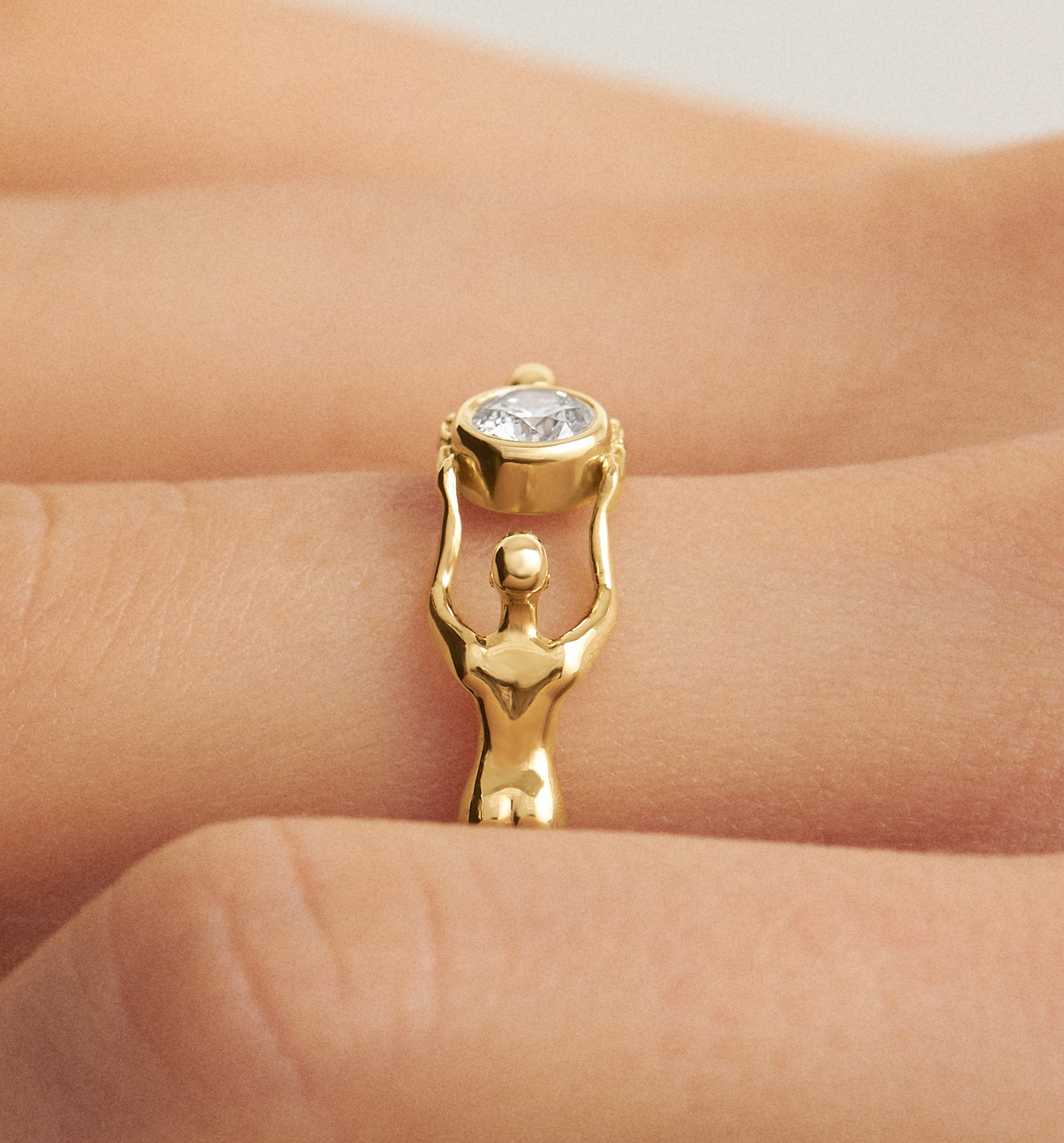 PAOLA-VILAS-ANEL-ALIANCA-DIAMANTE-OURO-18K