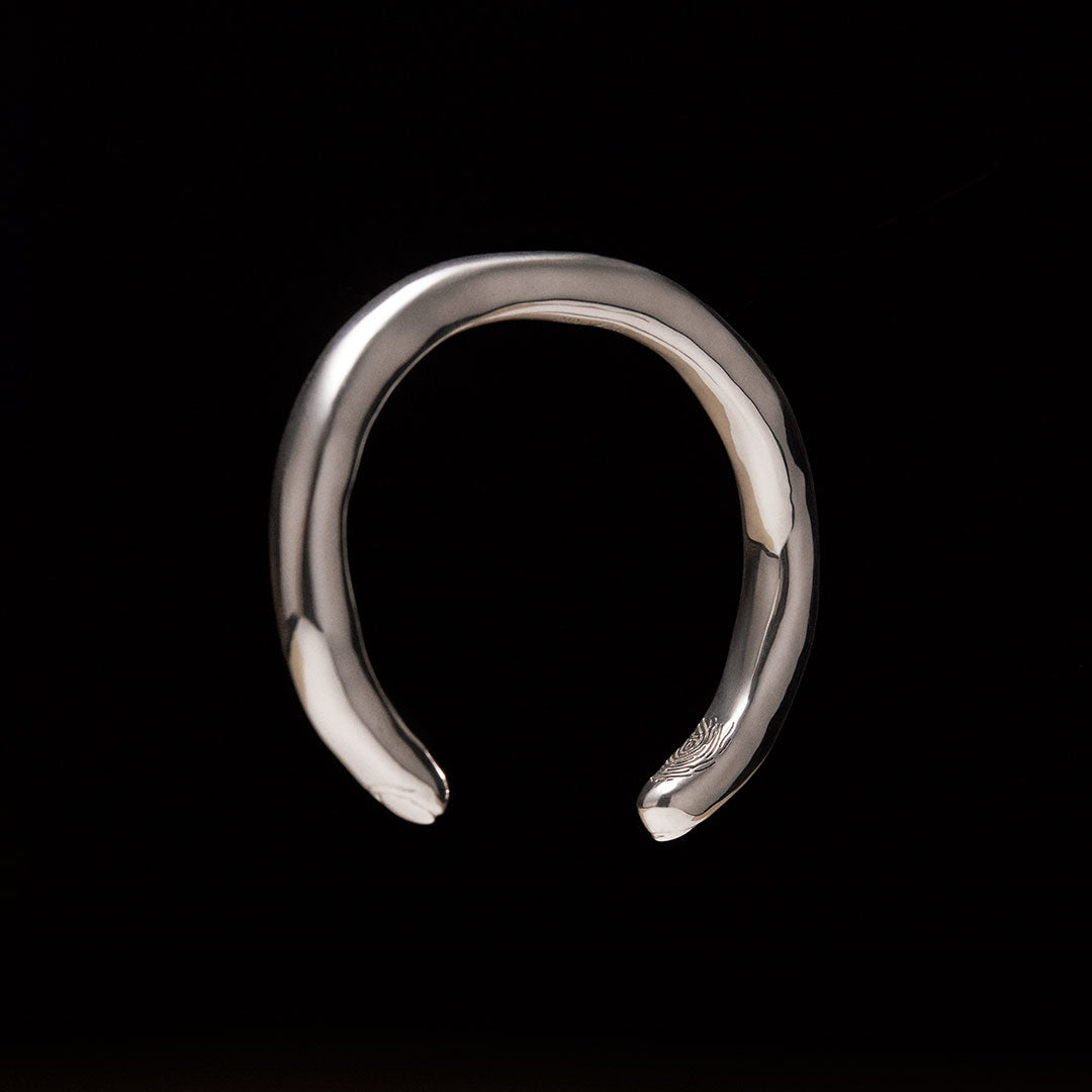 Bracelete de dedo em prata 925 com digital gravada