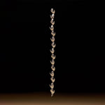 Bracelete em prata 925 de mãos em corrente adornado com esmeralda