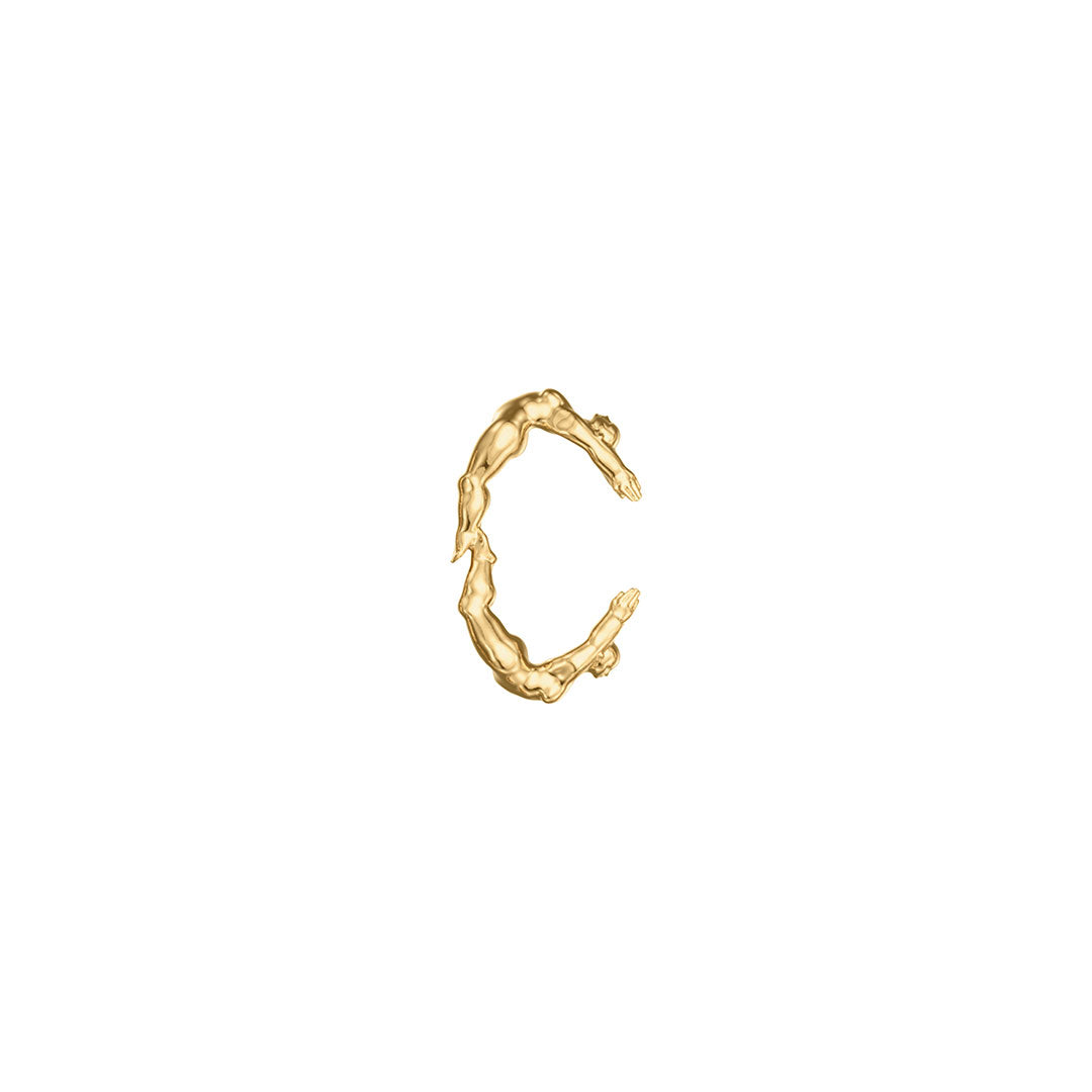 Colar Paola Vilas em ouro 18k letra C com corpos femininos