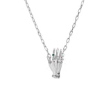 Colar Paola Vilas de mão em prata 925 adornada com esmeralda