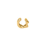 Earcuff Paola Vilas em prata 925 com banho de ouro 18k de corpo feminino