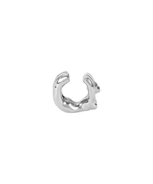 Earcuff Paola Vilas em prata 925 de corpo feminino
